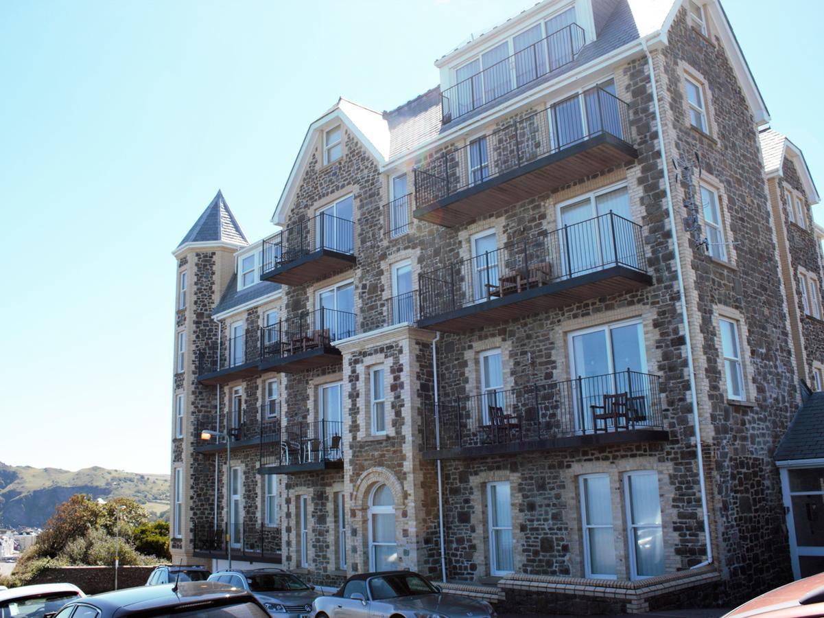 Ocean Breeze Ilfracombe Exterior foto