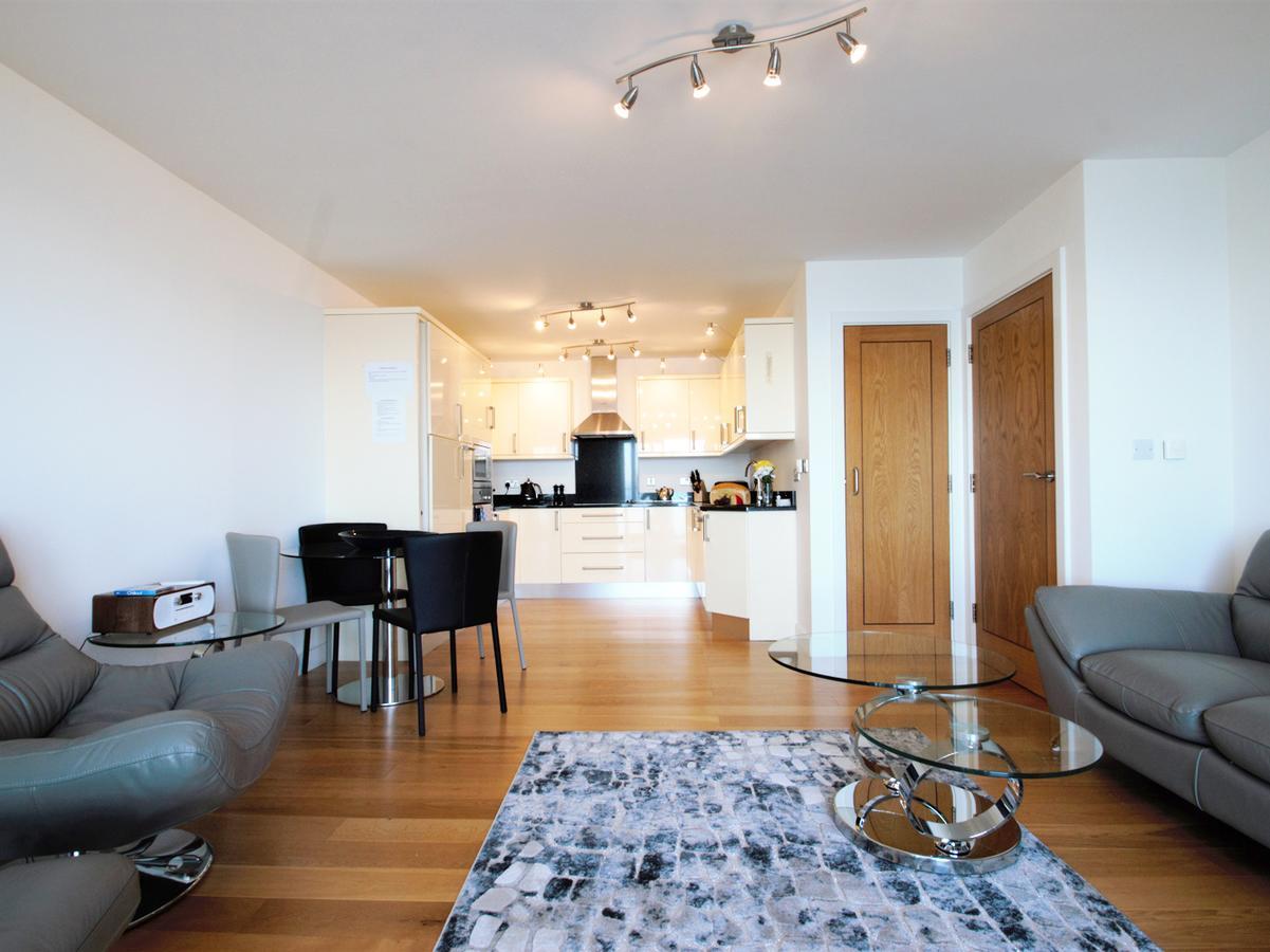 Ocean Breeze Ilfracombe Exterior foto