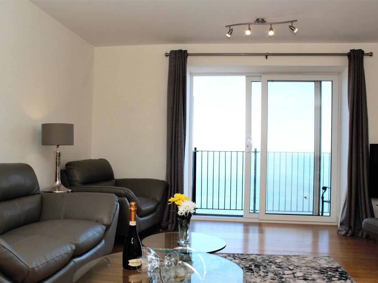 Ocean Breeze Ilfracombe Exterior foto